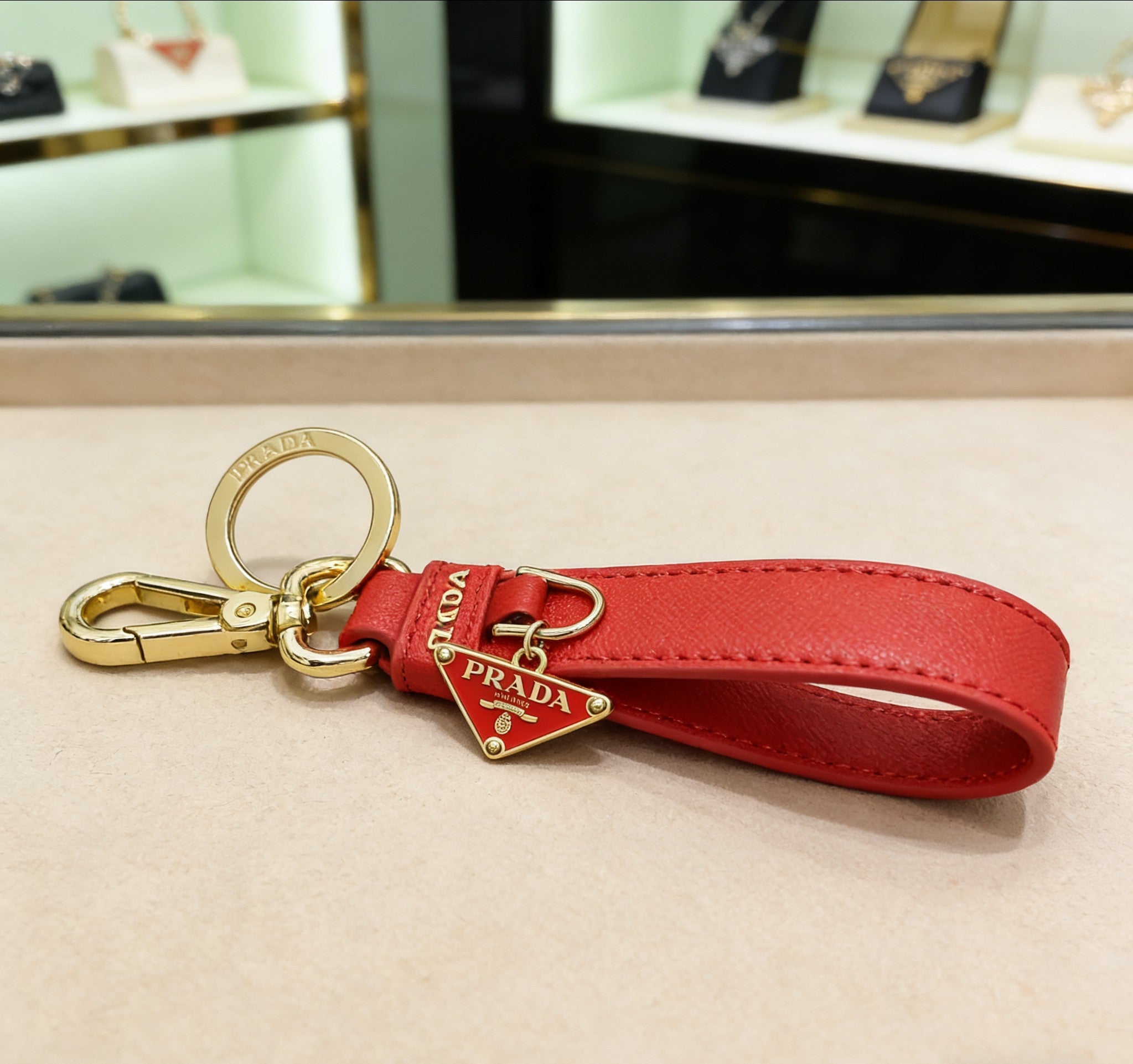 A1R46P3 Popular bag 's charms accessories