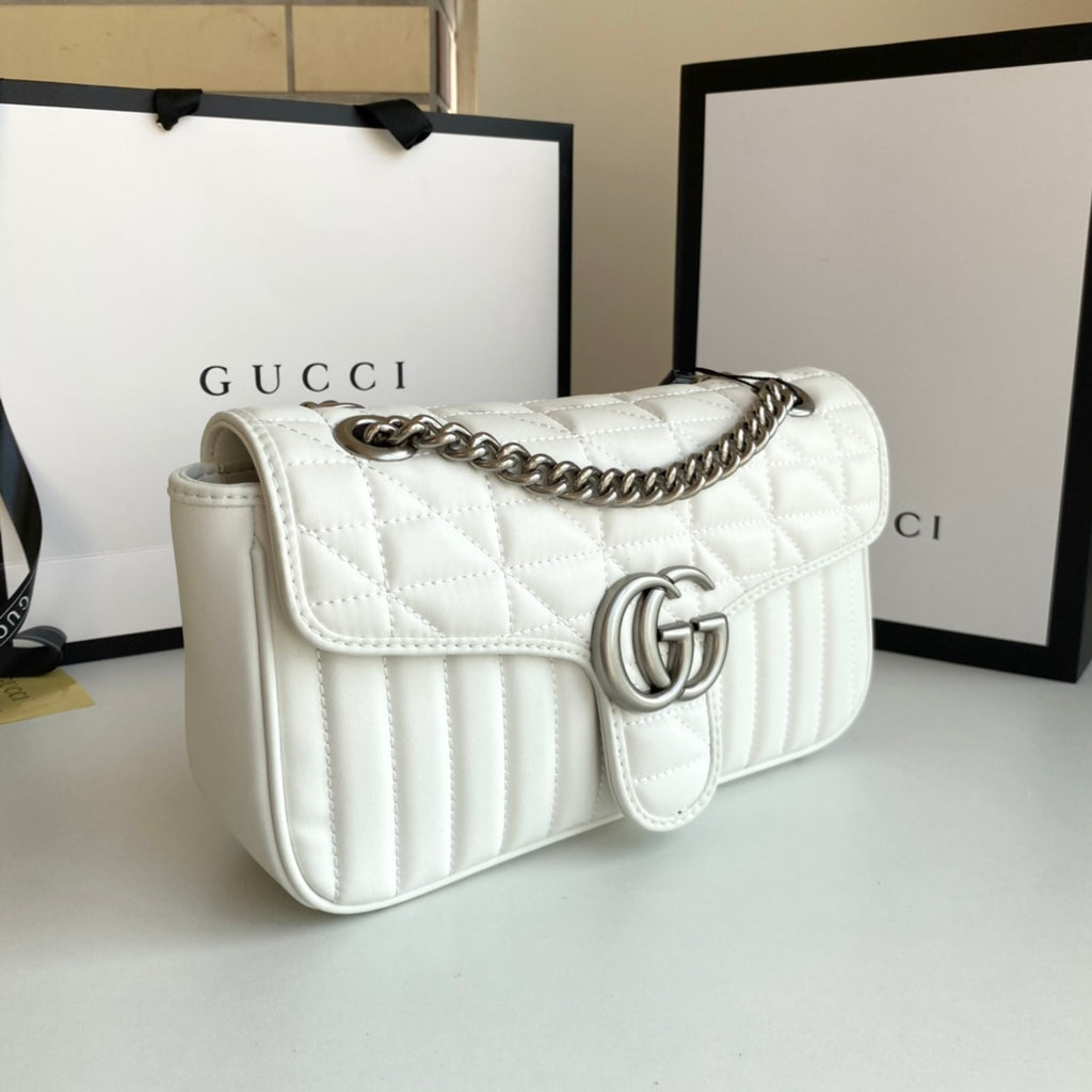 B1P36B67 Popular leather bag