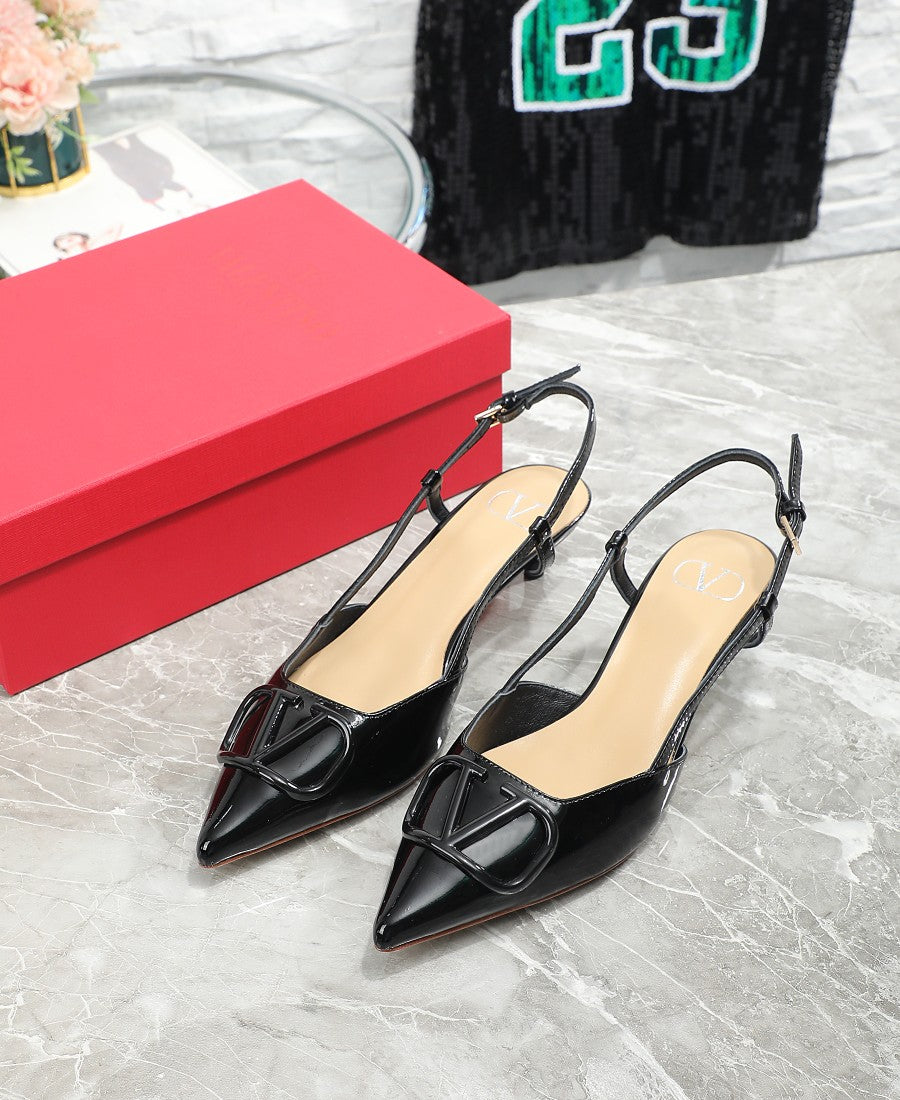 Z2R45VL18 Popular leather  High heels