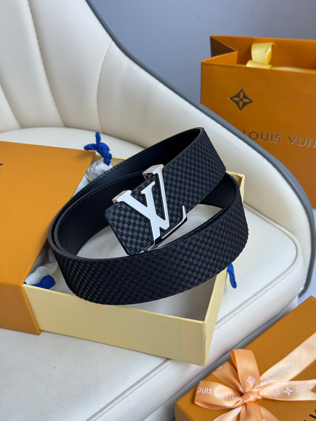 P1Q115E10 Popular High quality belt With full package