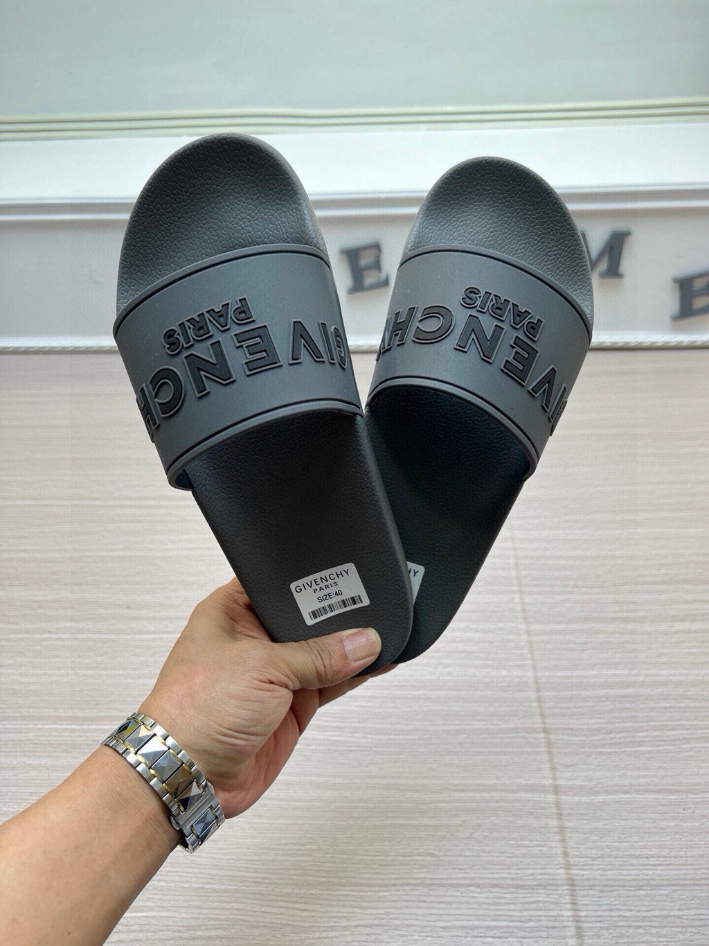 Z5Z35GV263  Popular Slippers