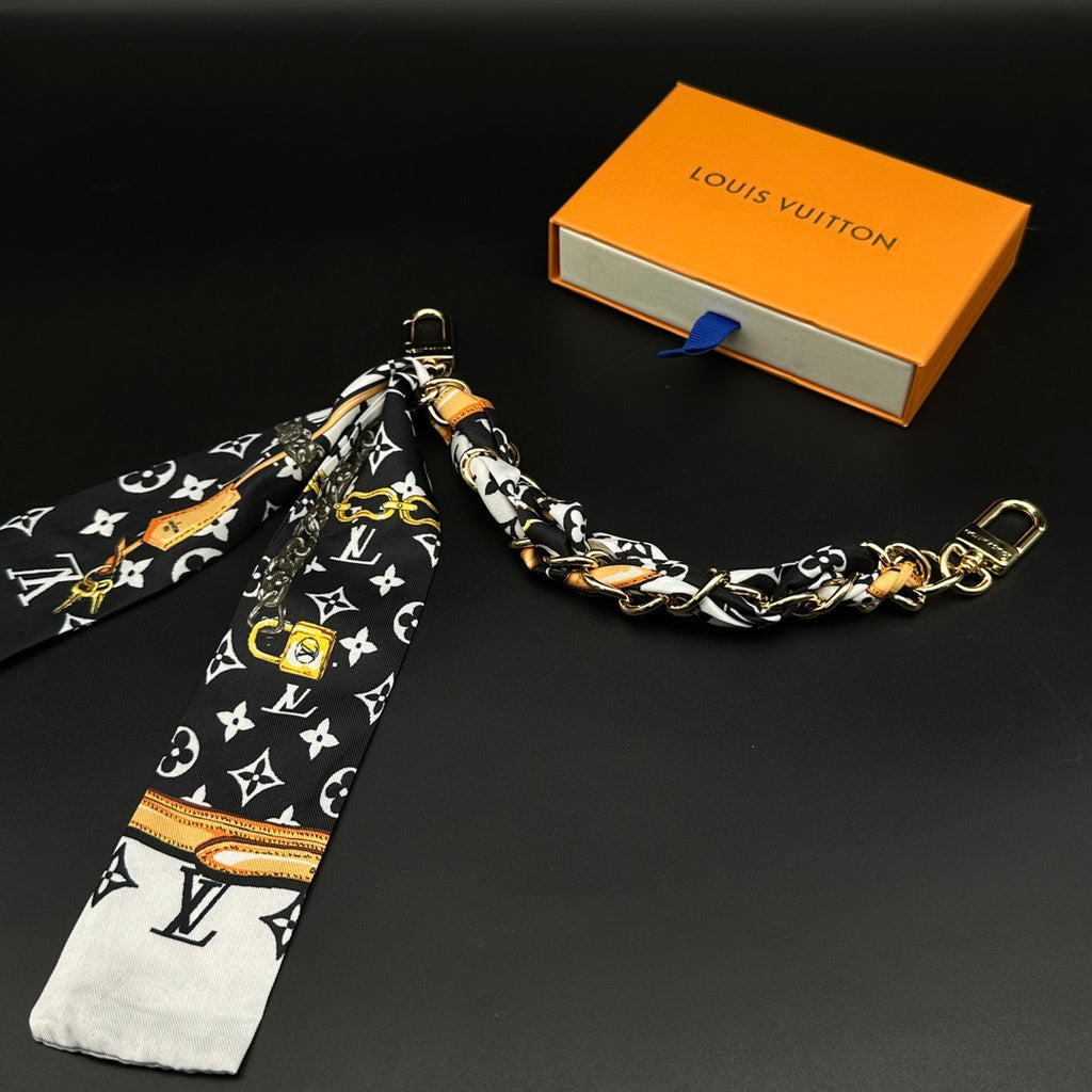 A1Z115E106 Popular bag 's charms accessories