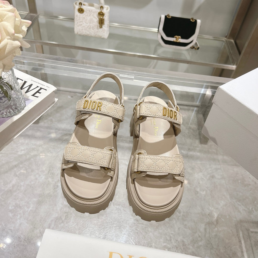 Z2Q55D48 Popular leather shoes