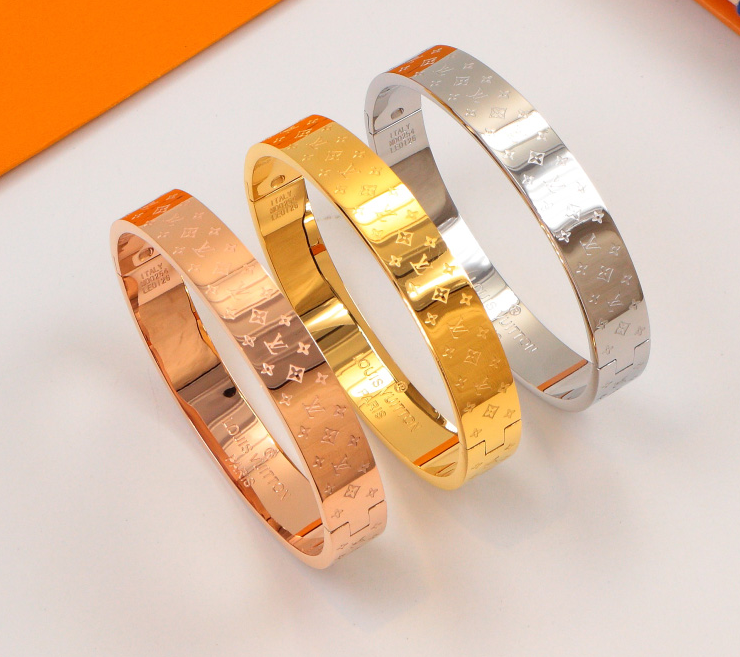X1B90E23K  Popular Bracelets
