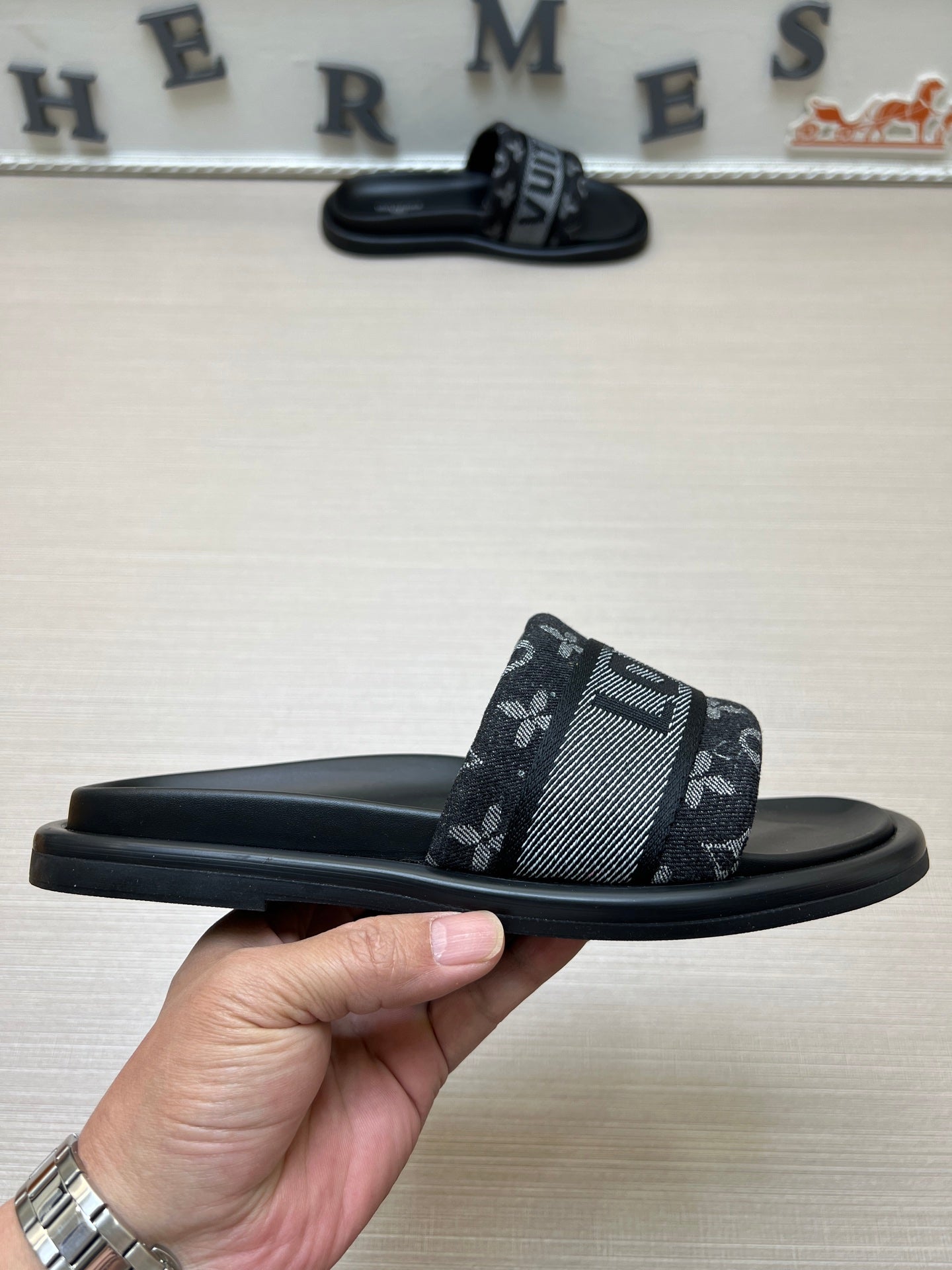 Z5Z35E300 Popular Slippers