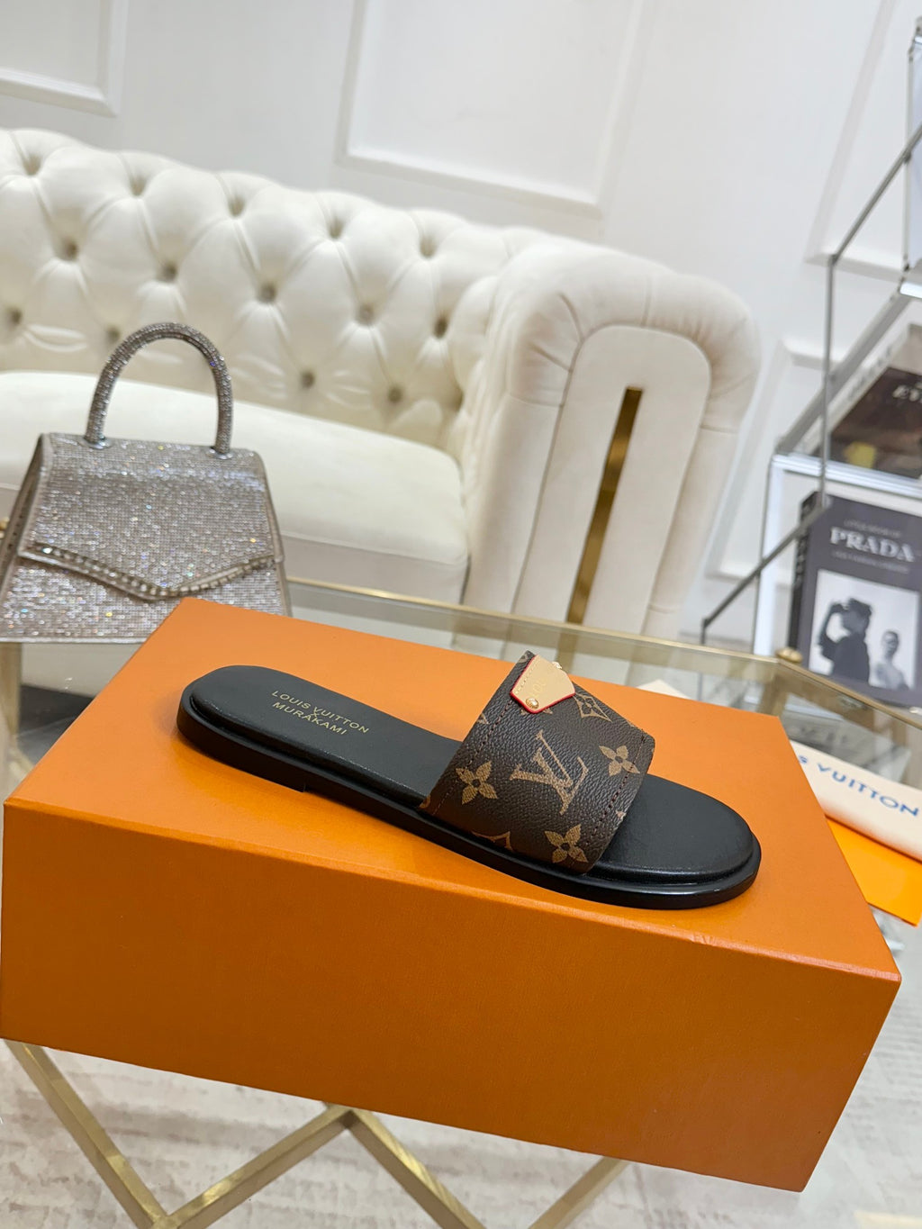 Z2N75E31  Popular leather shoes 