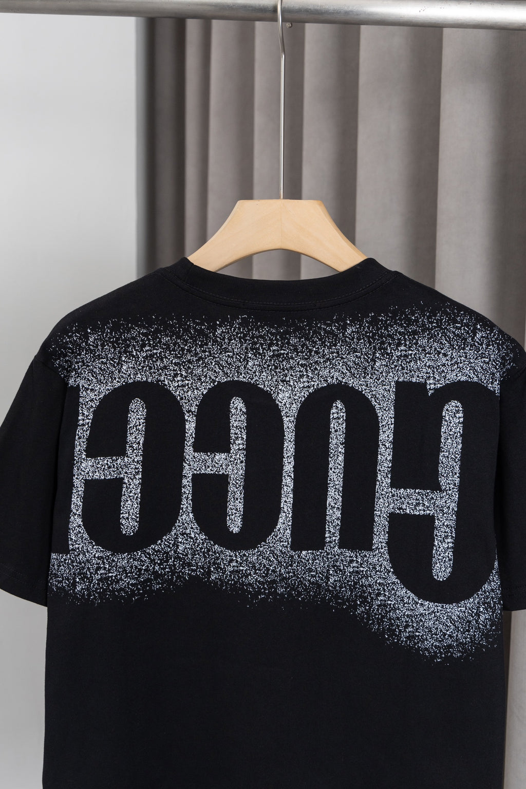 U1W25B9  Popular T-shirts