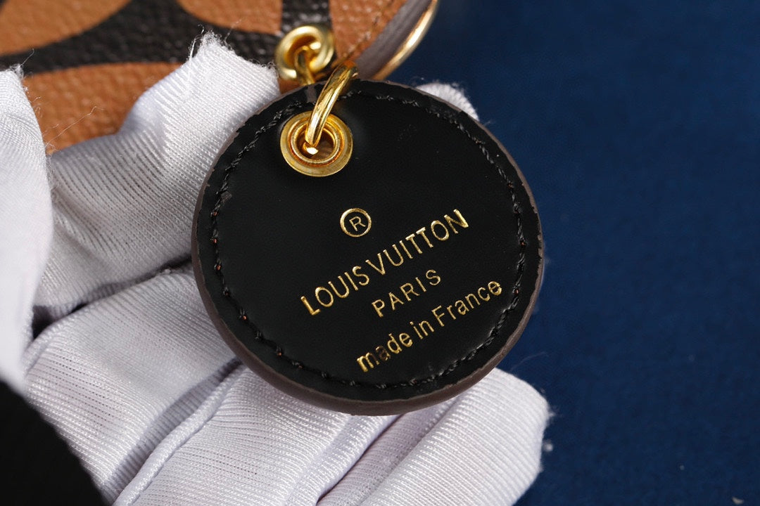A1Q95E7 Popular bag 's charms accessories