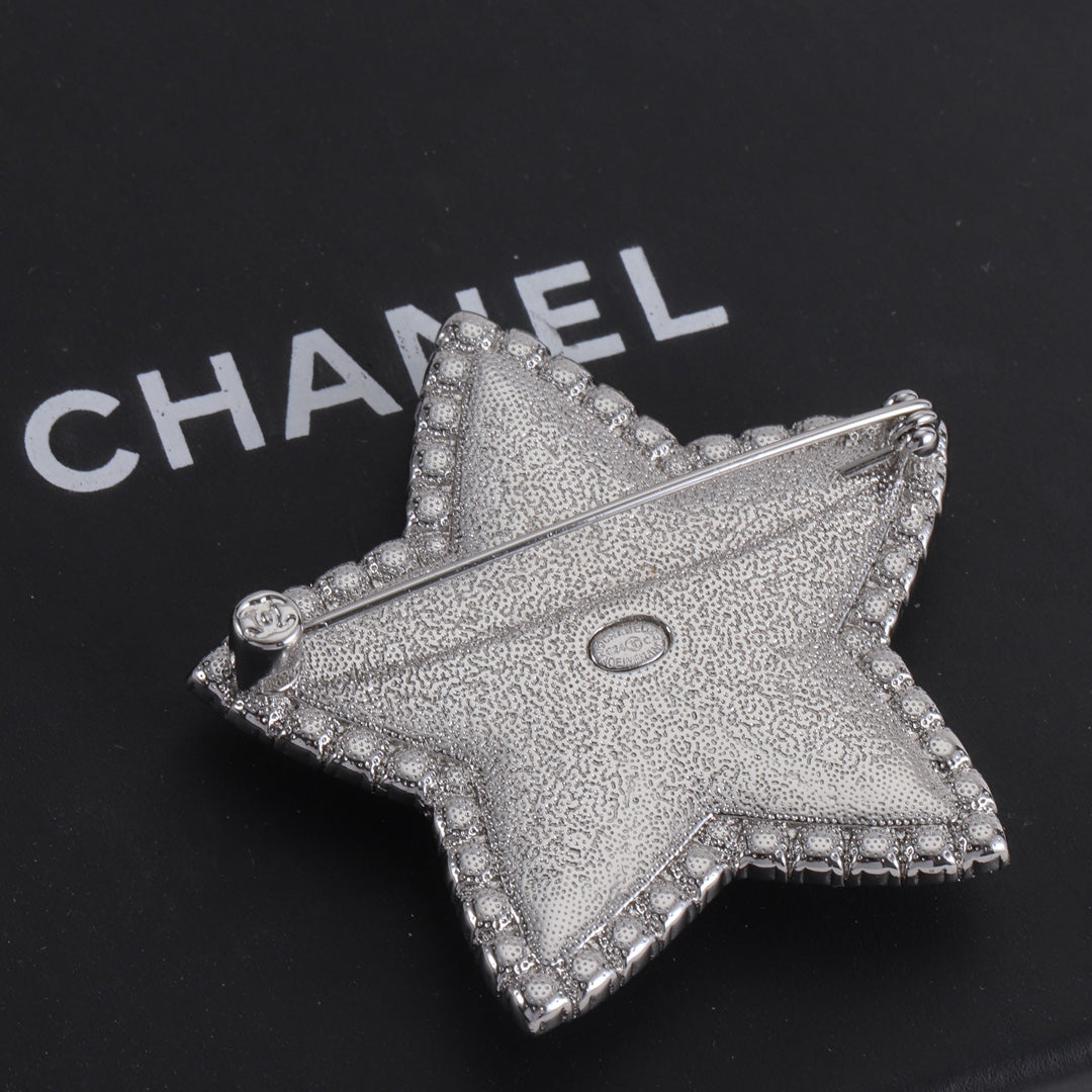 X1ZC1082  Popular  Brooch