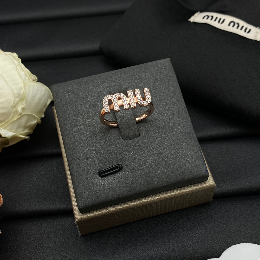 585QA95J  Popular   Rings