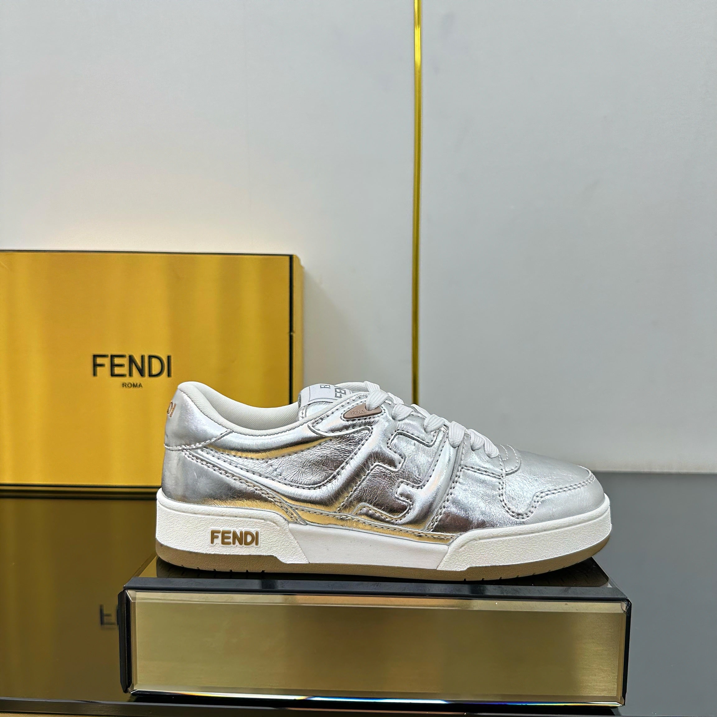 Z2Q105F419 Popular high-quality Shoes