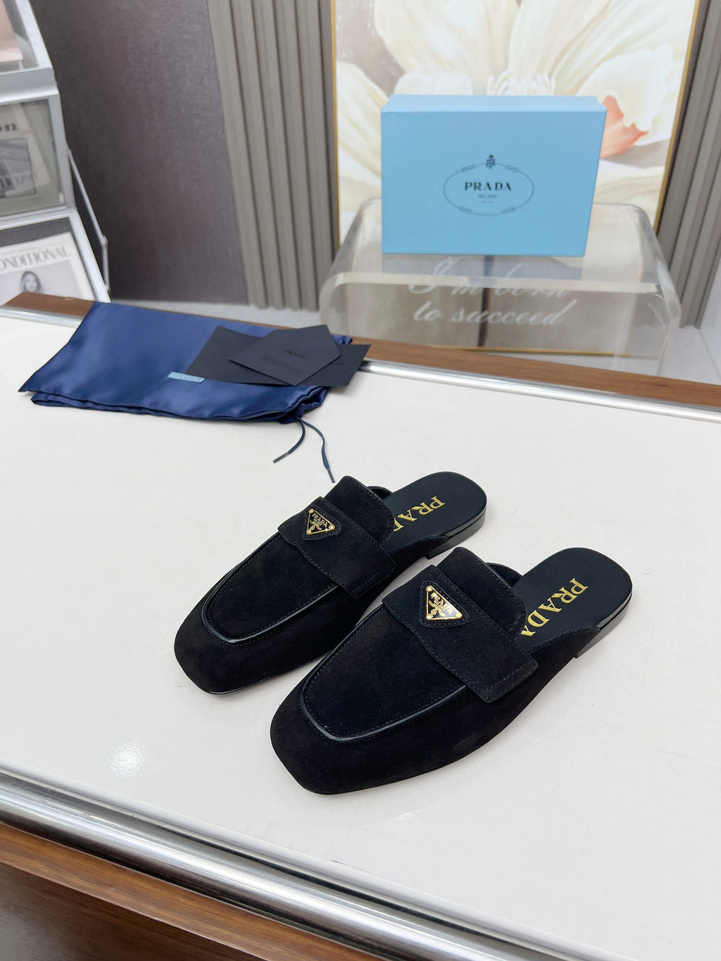 Z2Q105P405 Popular high-quality Shoes