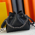 B1N165E99 Popular  leather bag