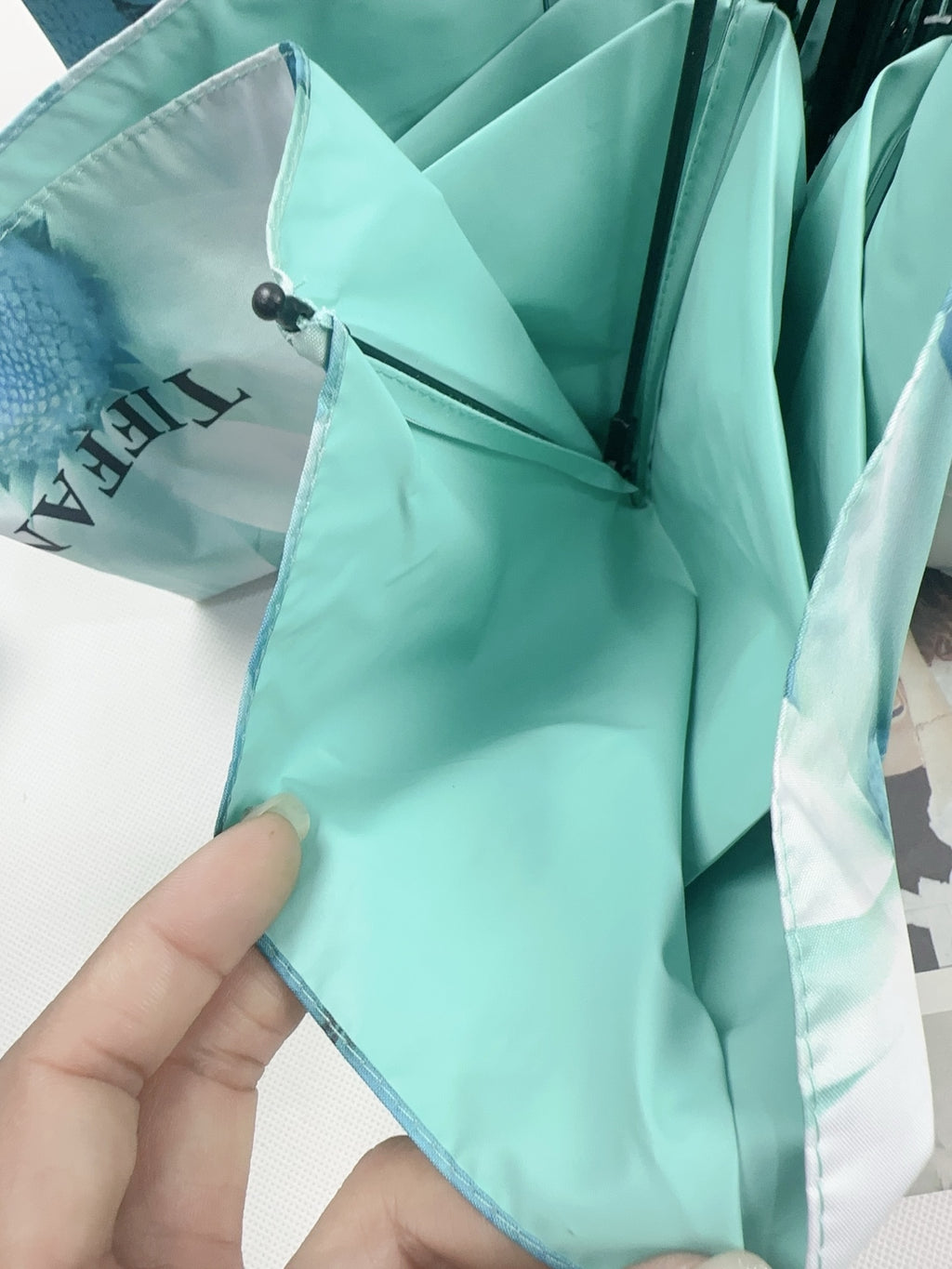 J1R85T24 Popular UV resistant umbrella