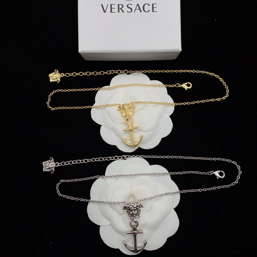 X1Q85V369X Popular Necklaces