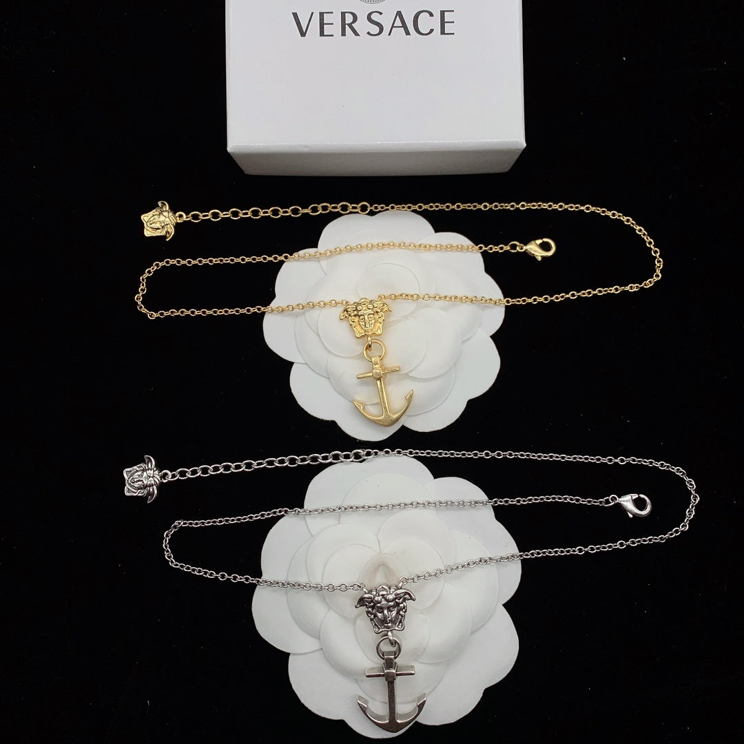 X1Q85V369X Popular Necklaces