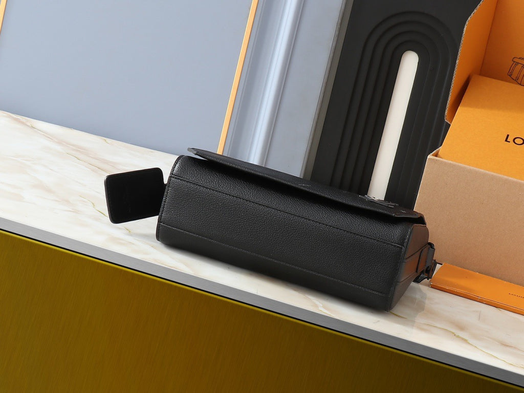 B1P36E77 Popular leather bag