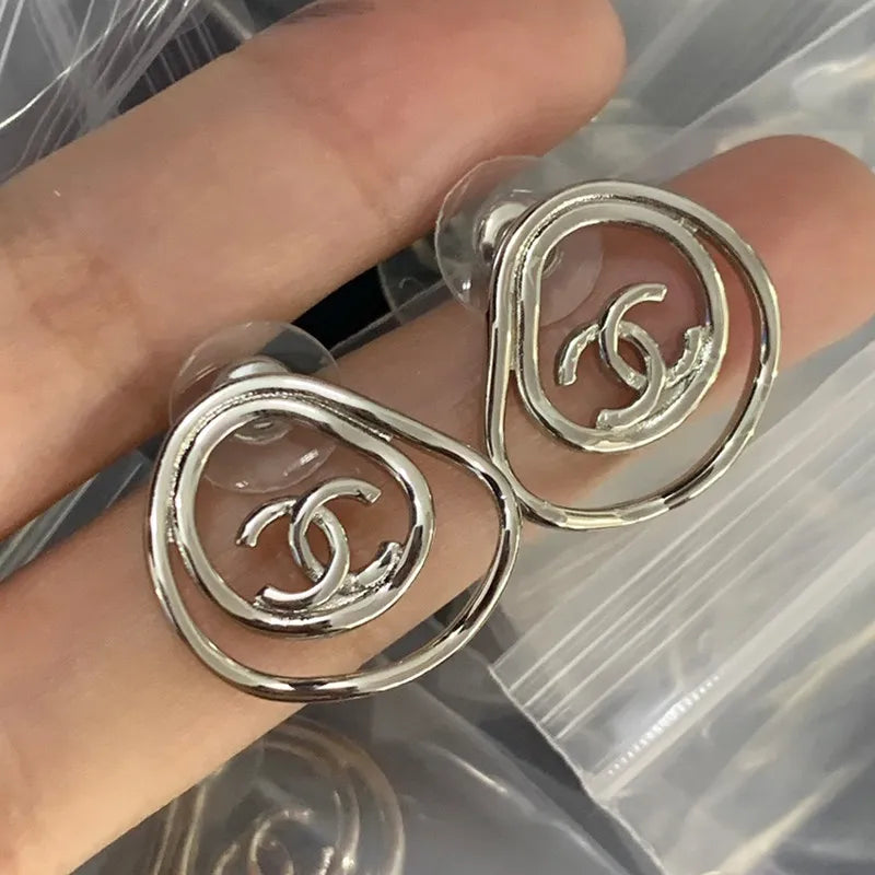 X1Z94C1000E Popular Earrings
