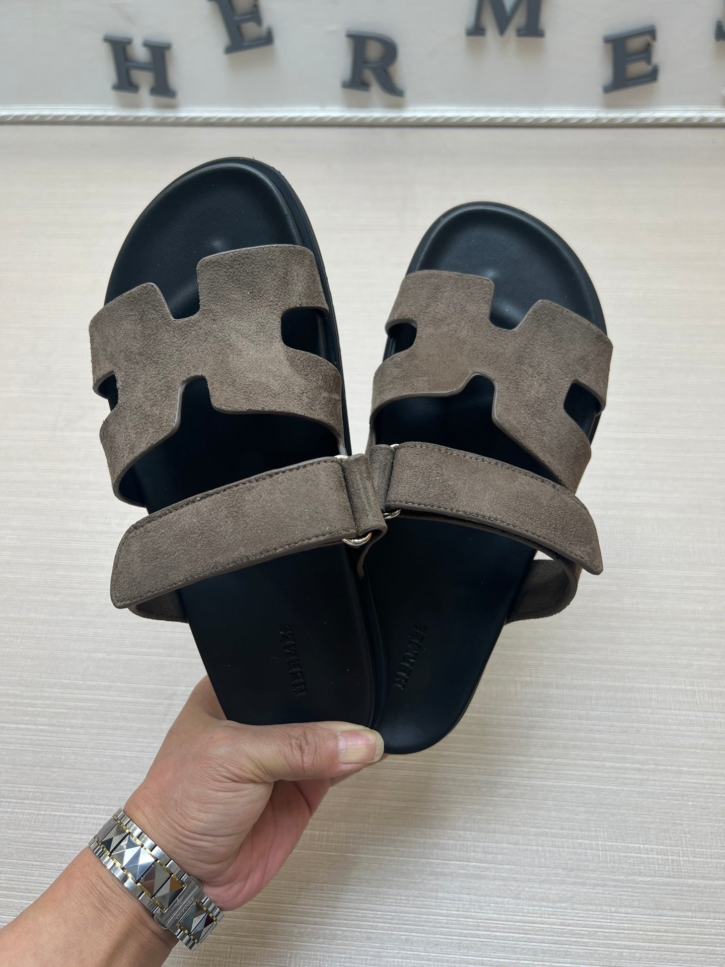 Z5R35H6  Popular Slippers shoes