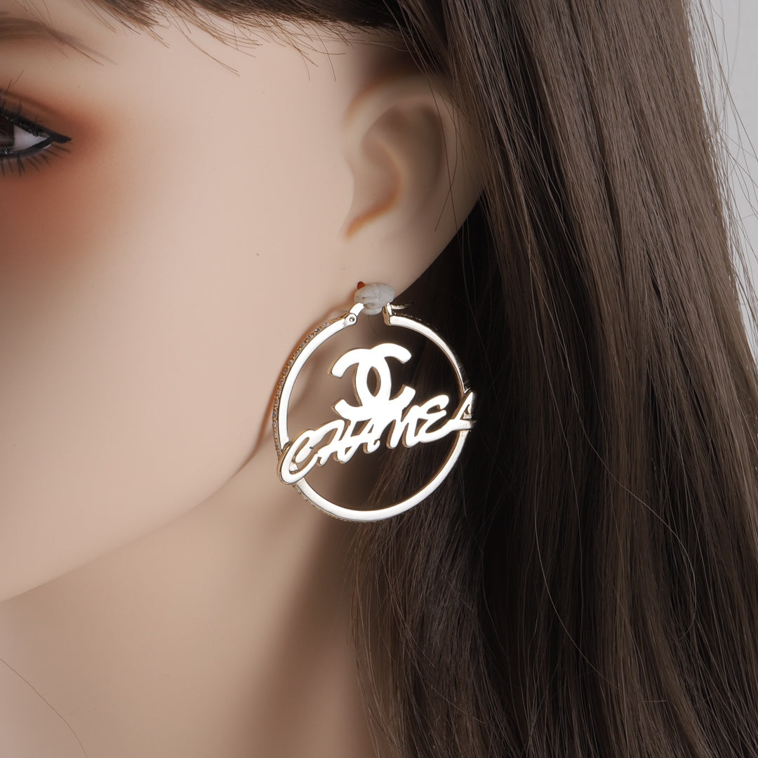 X1Z94C1008E Popular Earrings