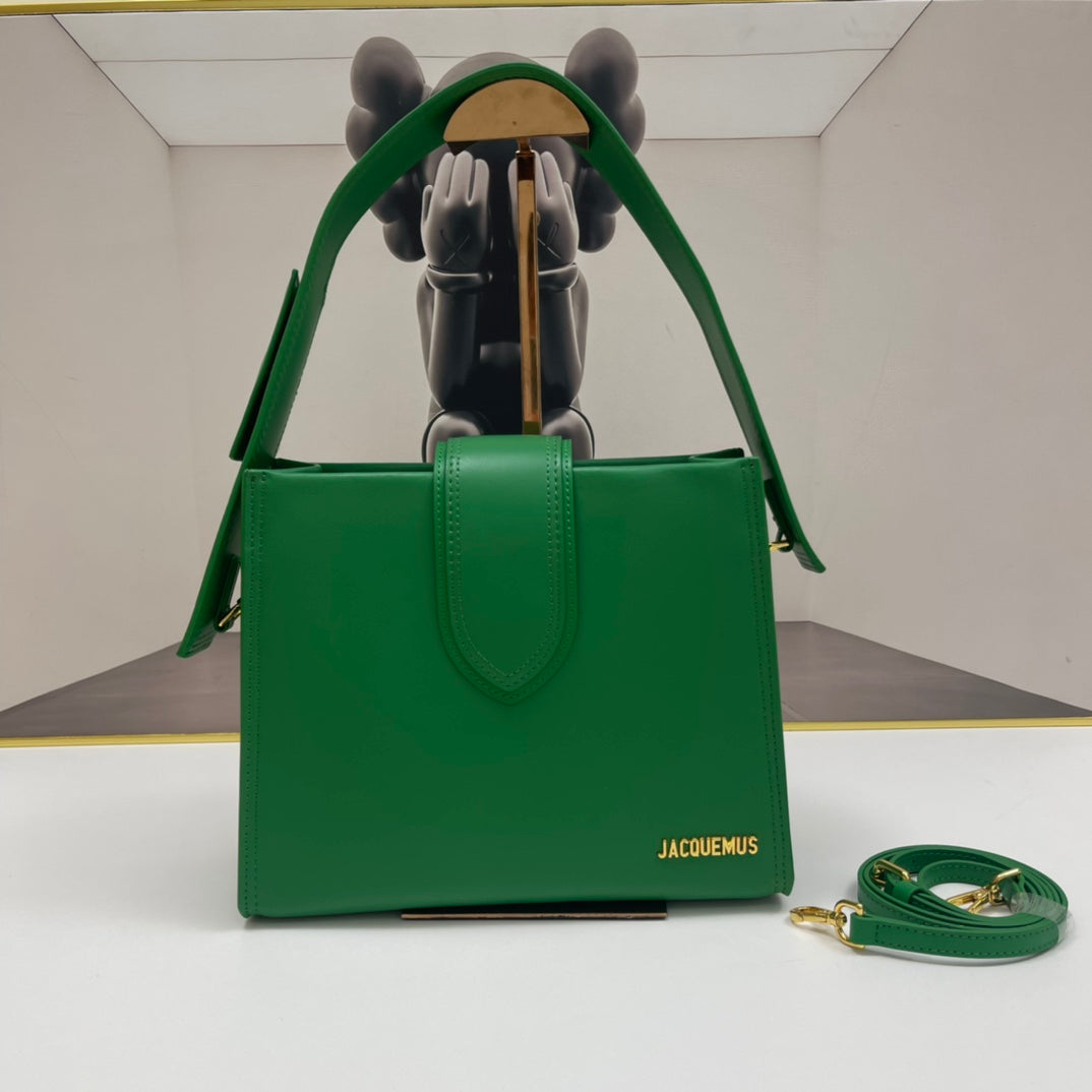 B1P36A25 Popular leather bag