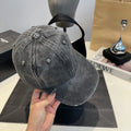 M1Q105A110 Popular hats