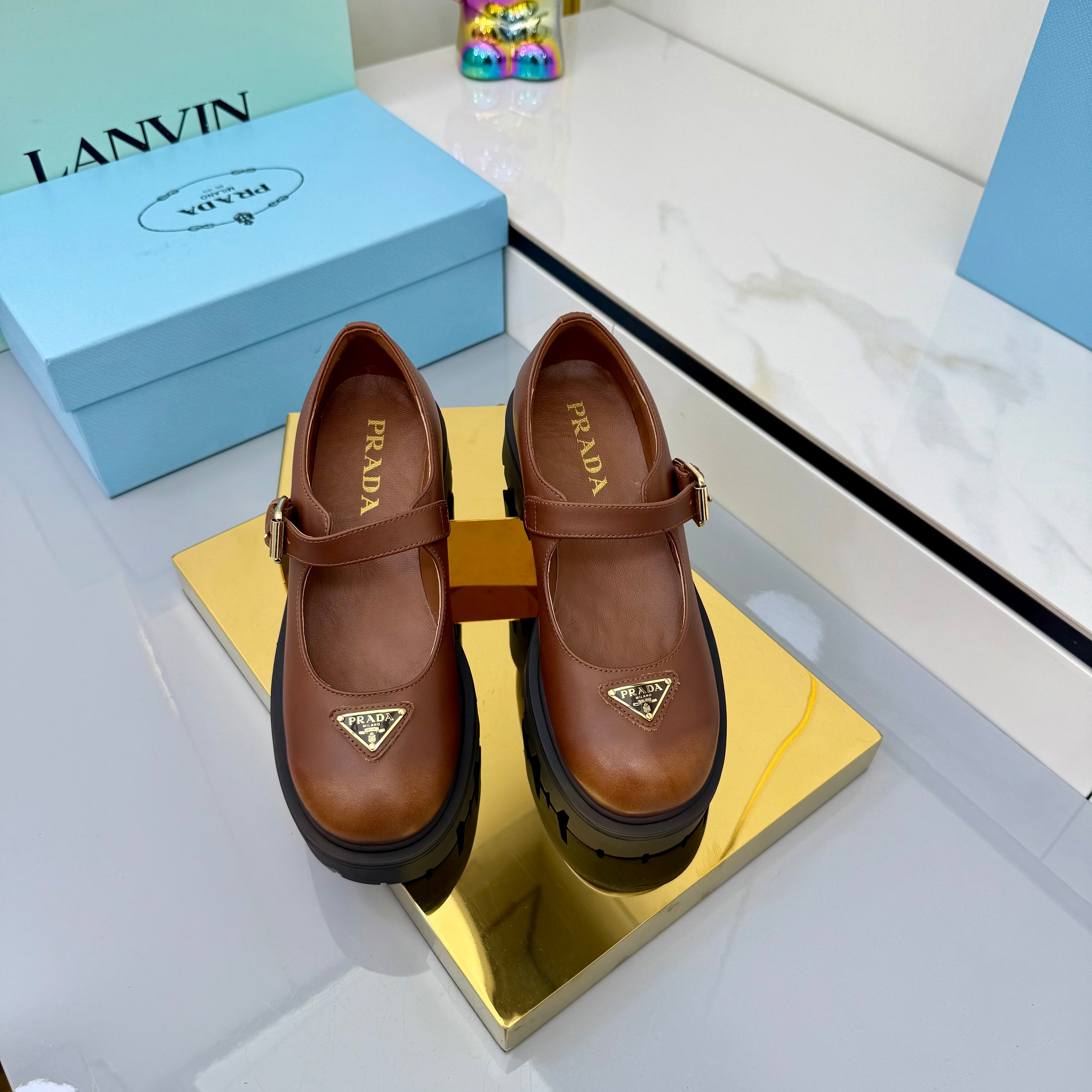Z2Q105P308 Popular high-quality Shoes