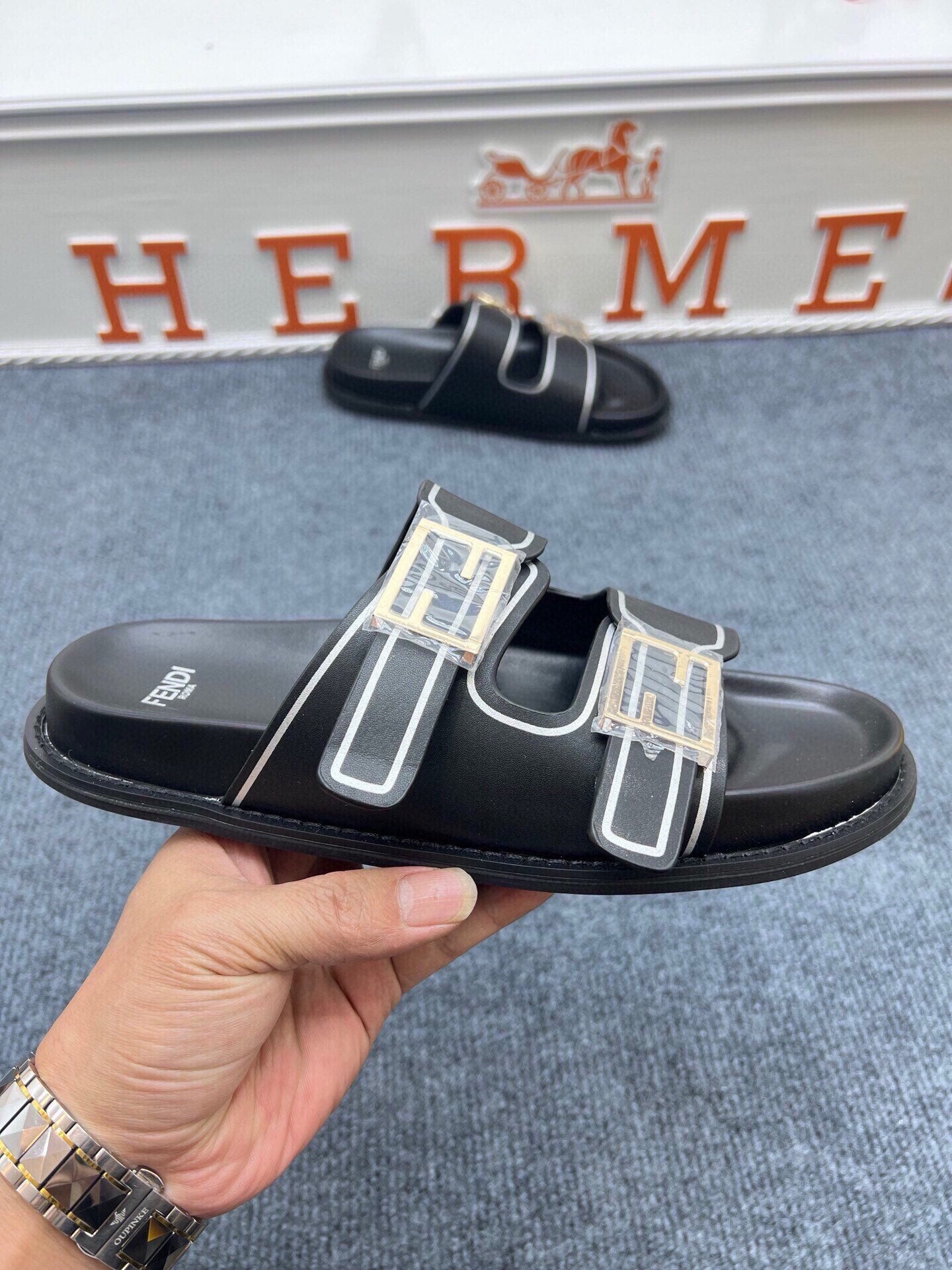 Z5ZF38 Popular slippers