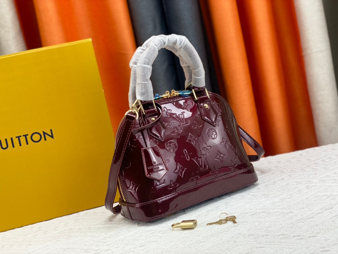 B1N165E97 Popular  leather bag