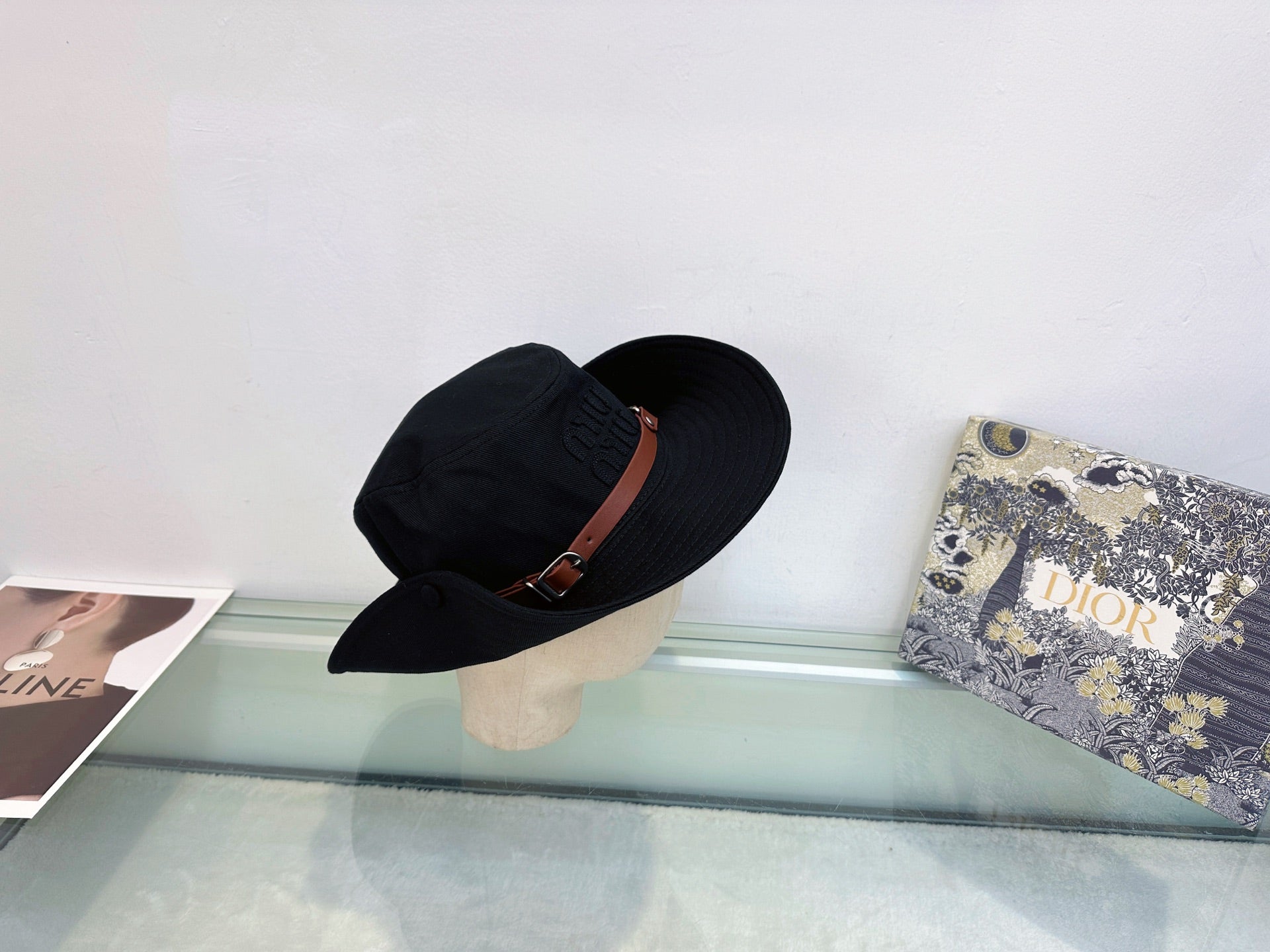 M1N76A2 Popular hats