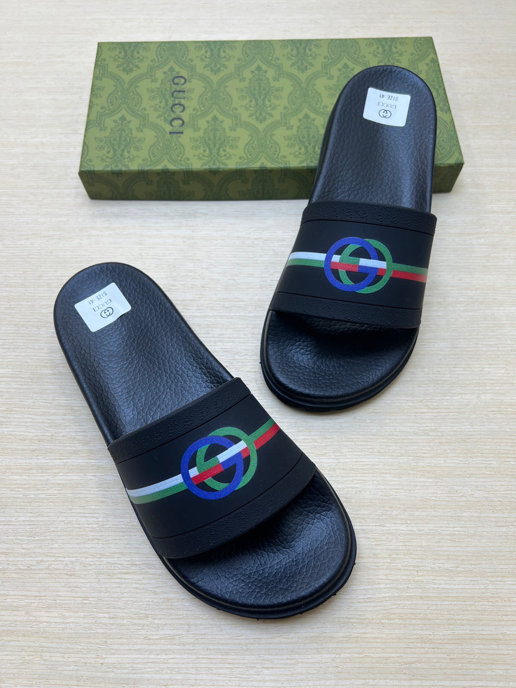 Z5R66B25 Popular Slippers