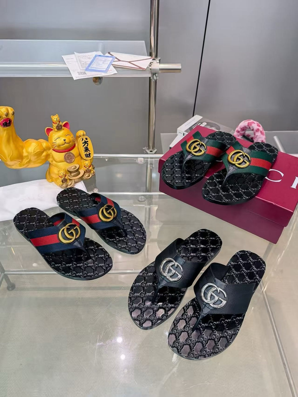 Z5R76B31 Popular Slippers