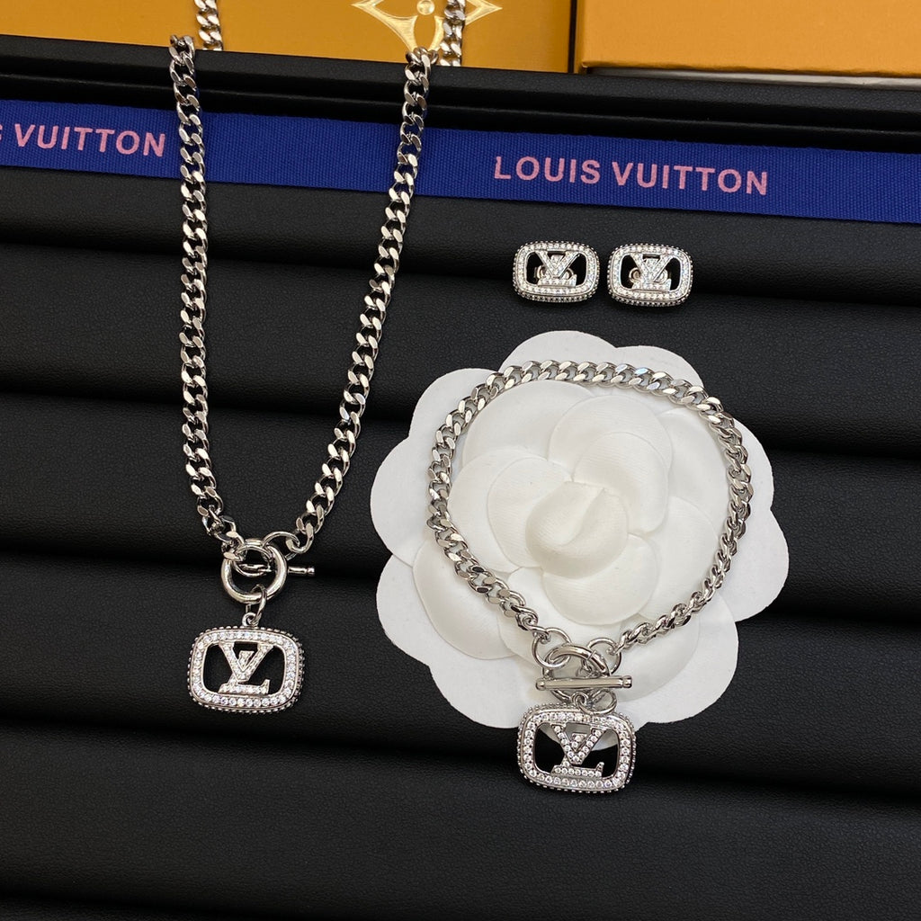 X1N83E251X  Popular   Necklaces  Bracelets Earrings