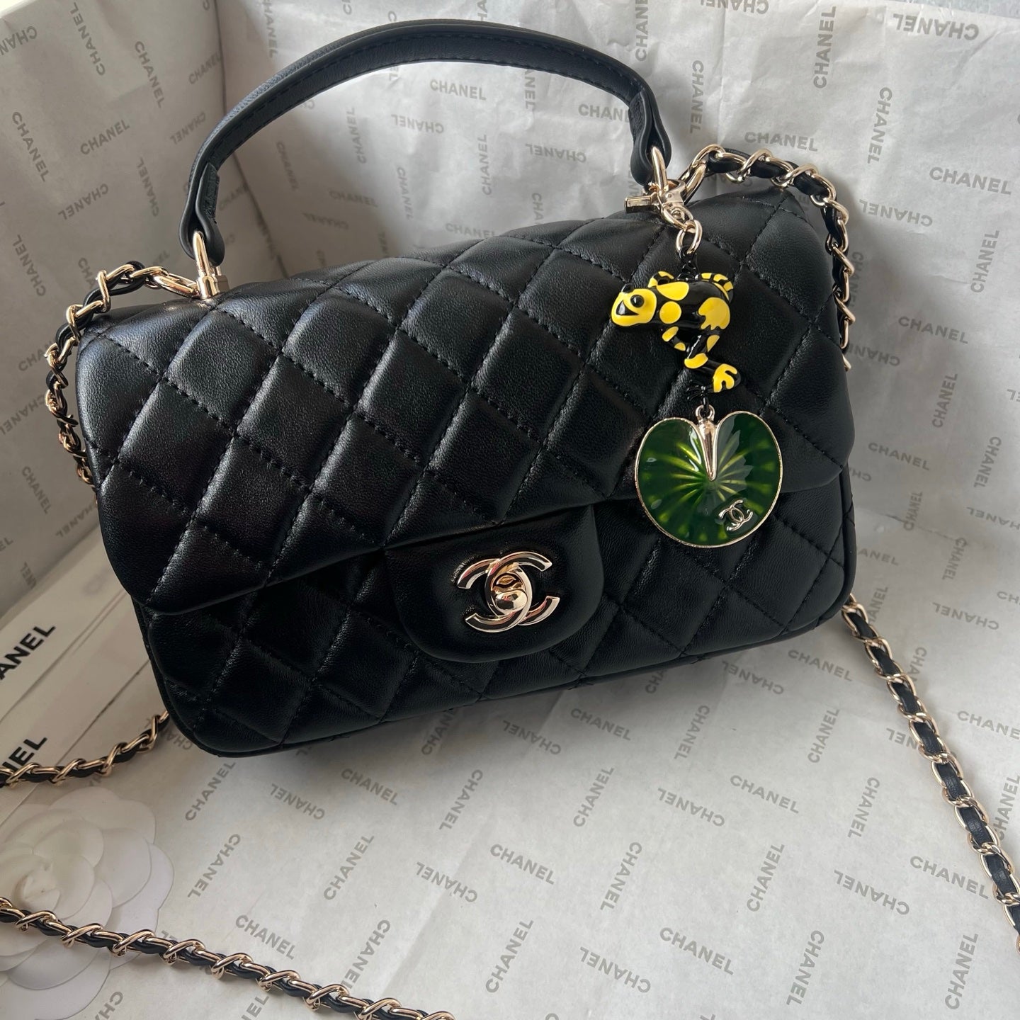 B1R76C32 Popular leather bag