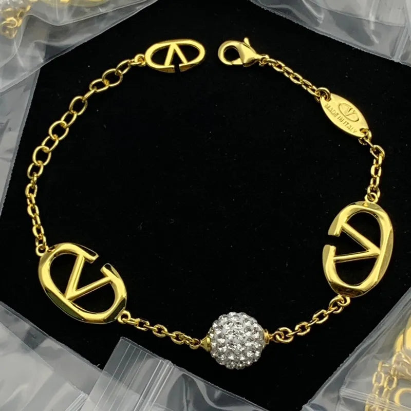 X1Z74VL82X  Popular    Bracelets Necklaces