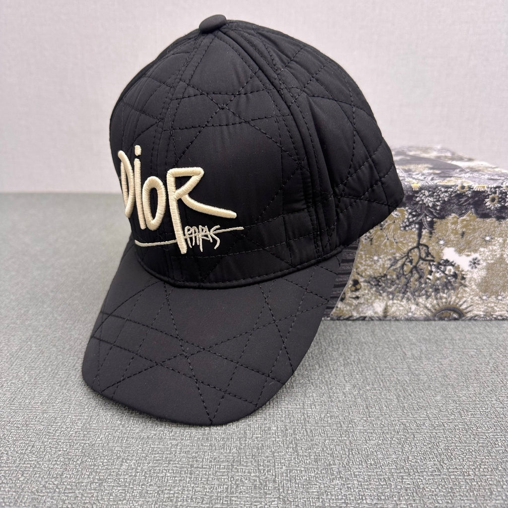 M1Q105D109 Popular hats