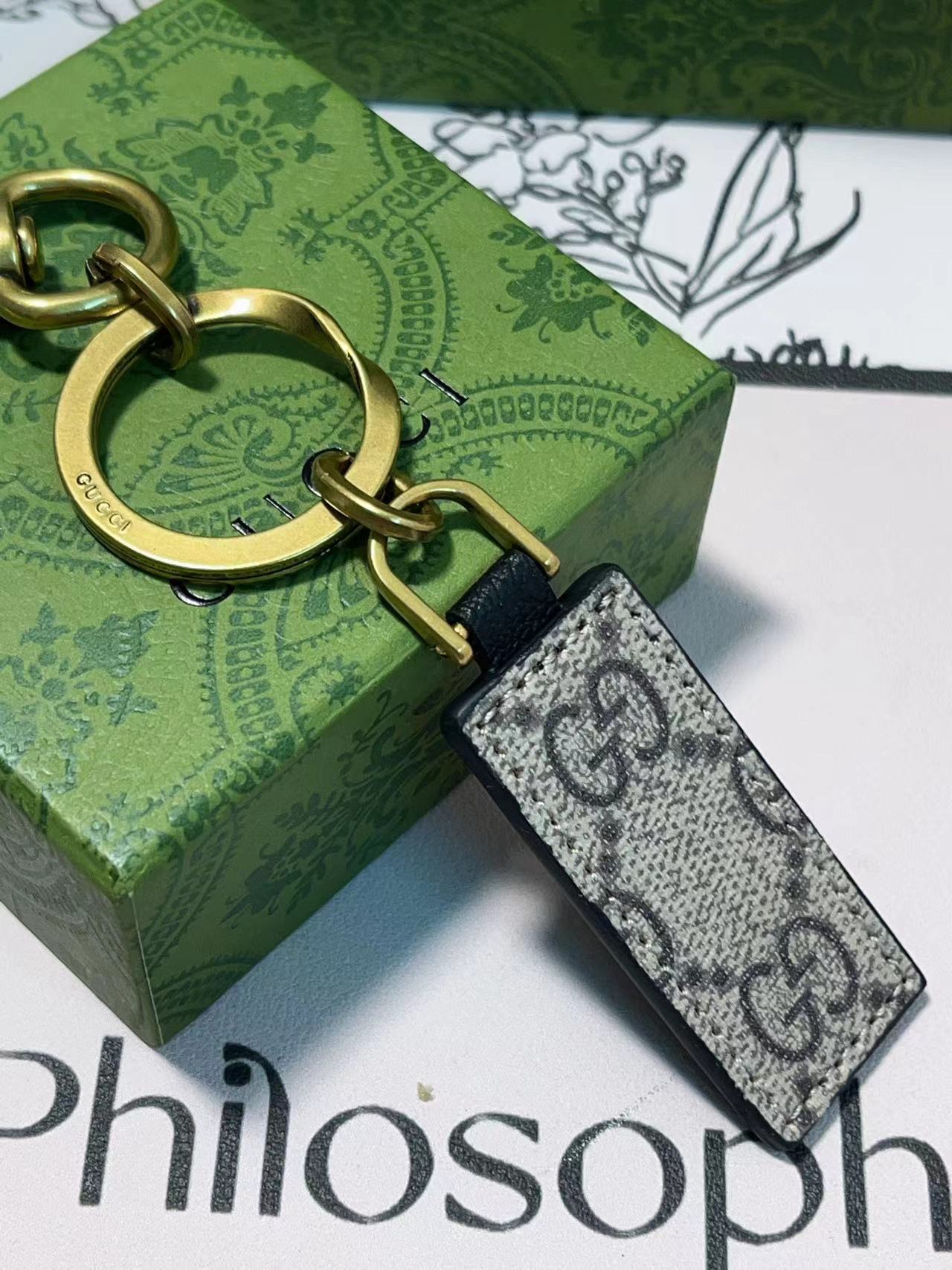 A1Z105B12 Popular bag 's charms accessories