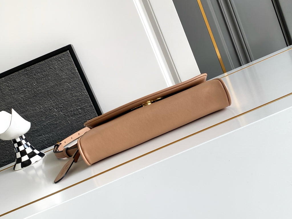 B1R76VL33 Popular leather bag
