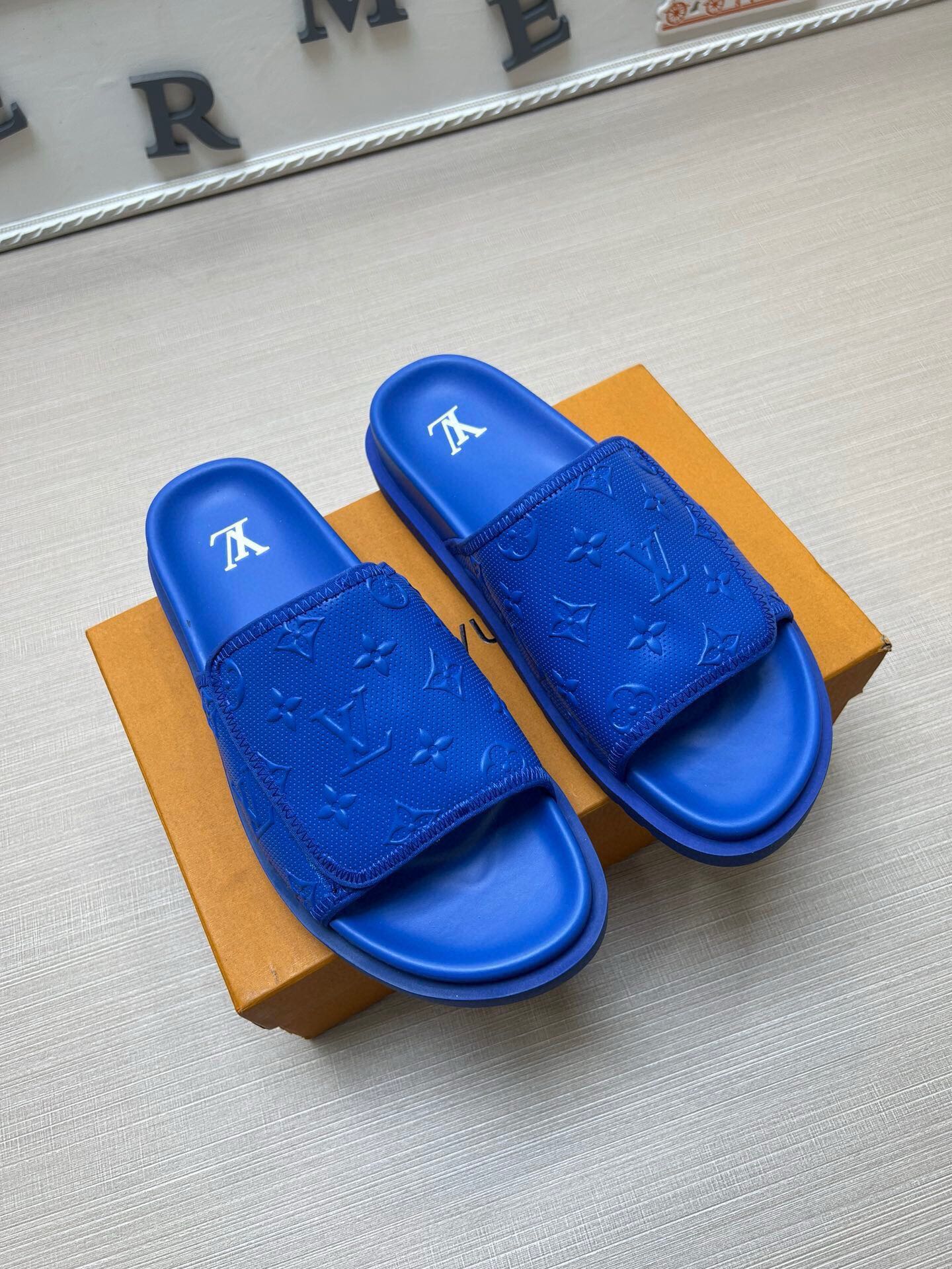 Z5WE253 Popular Slippers
