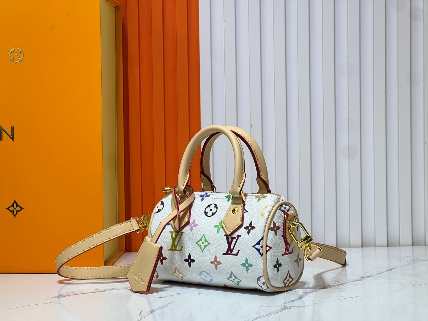 B1W35E99 Popular  leather bag