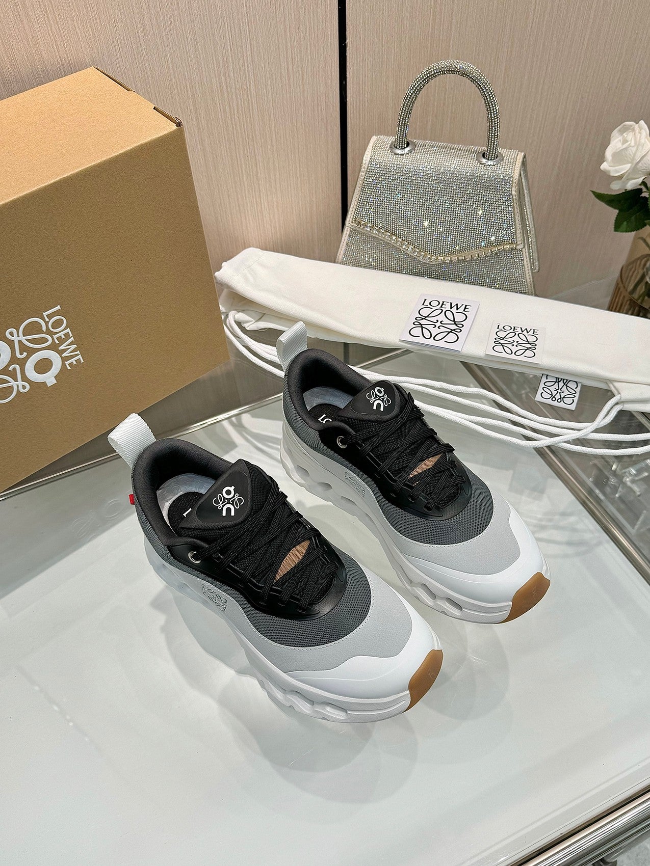 Z2Q95A97  Popular high-quality shoes
