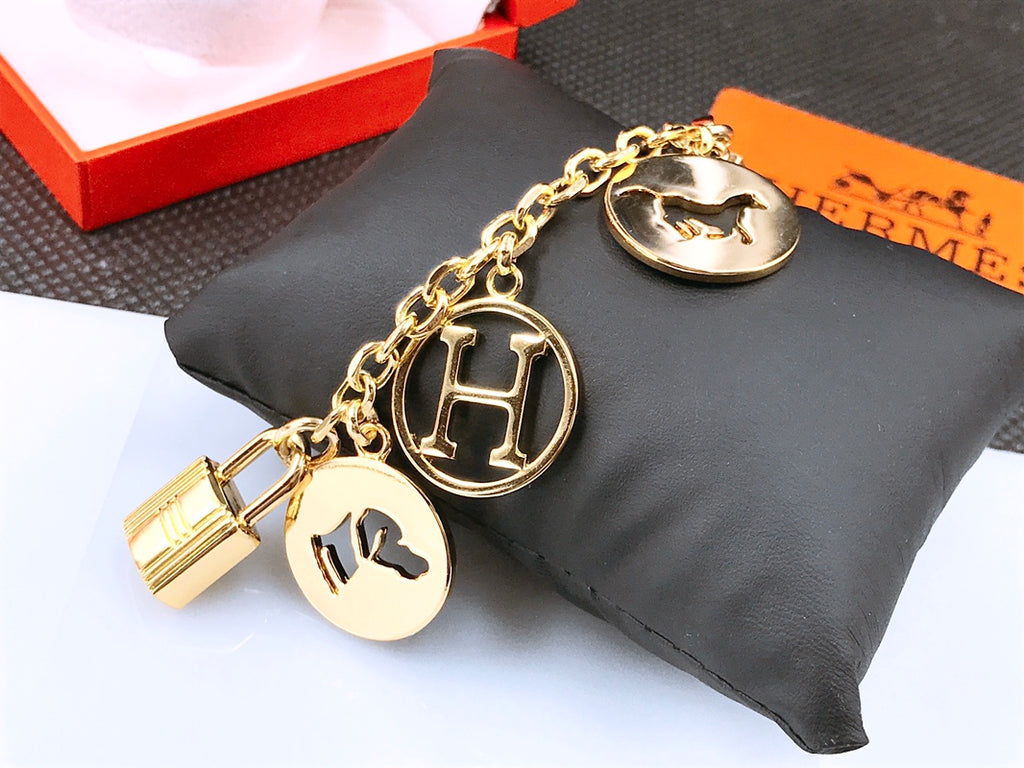 A1R46E45 Popular bag 's charms accessories