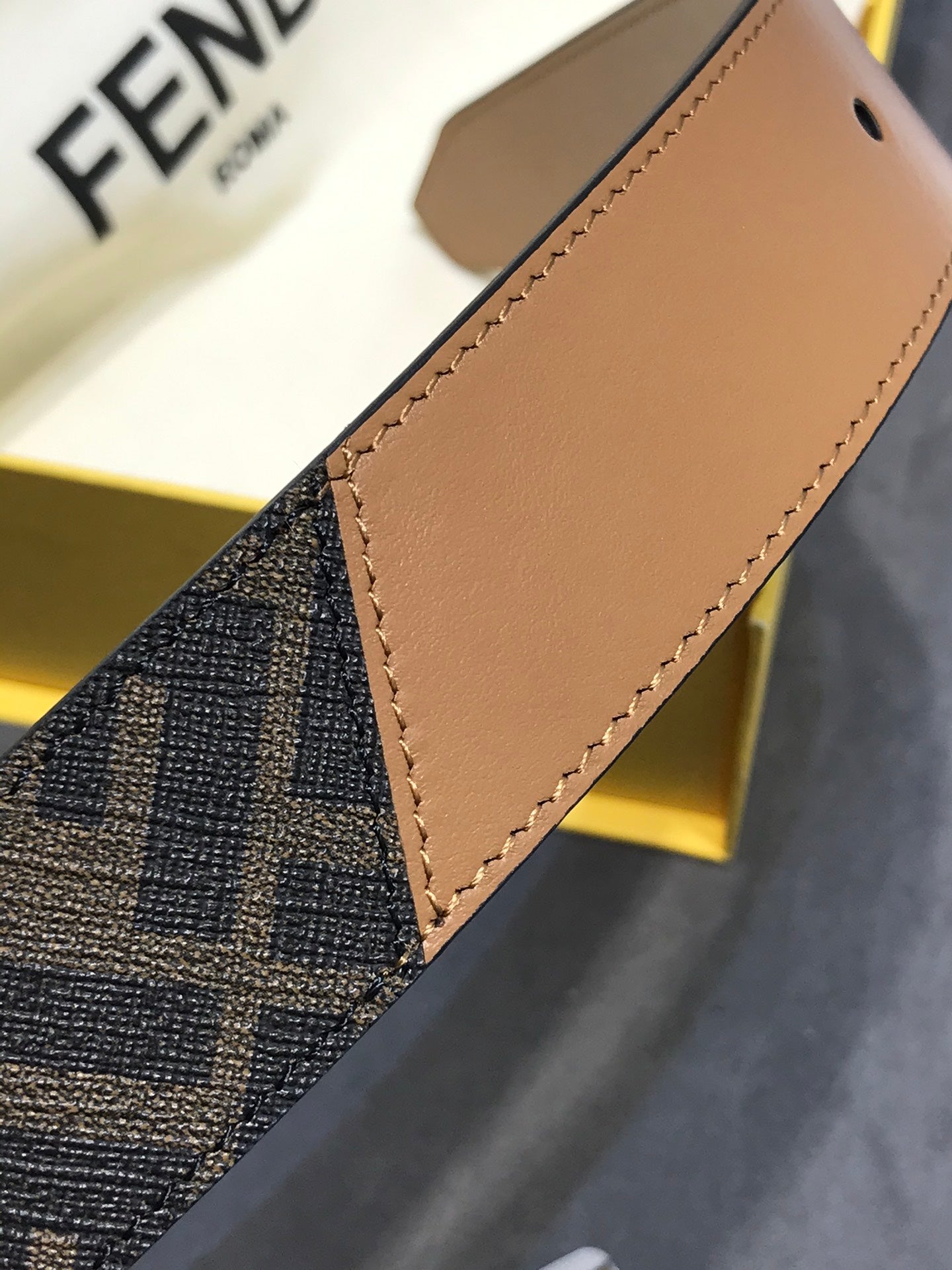 P1Q64F78 Popular   High quality belt With full package