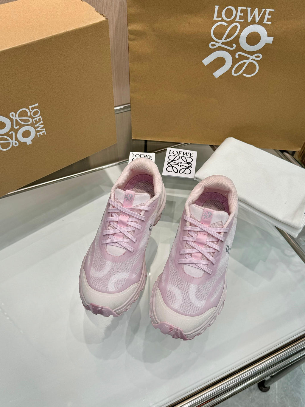 Z1Q95C19  Popular  shoes