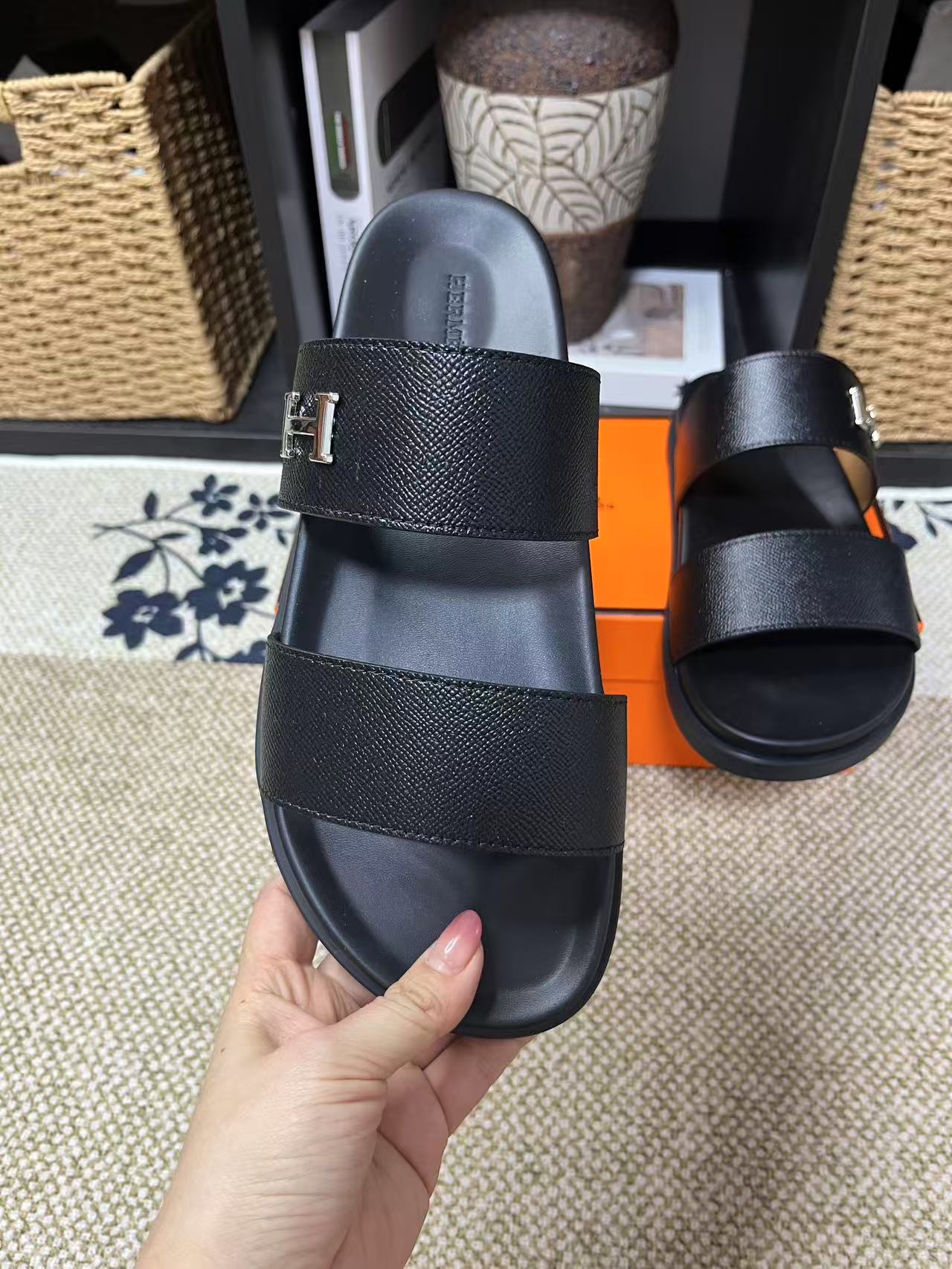 Z2P36H21 Popular high-quality leather Shoes