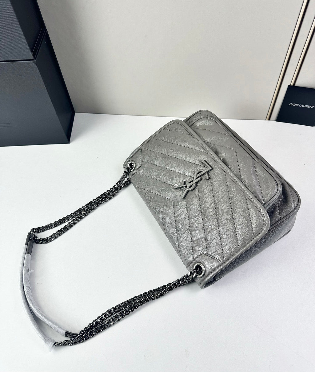 B1R76SL16 Popular leather bag