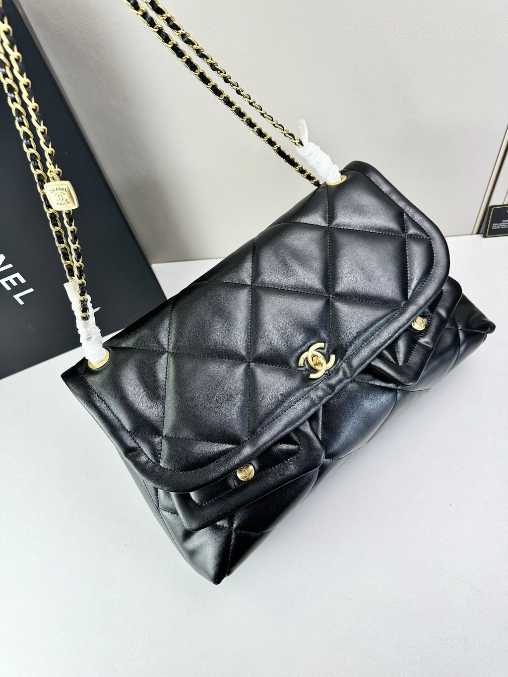 B1P46C13 Popular leather bag
