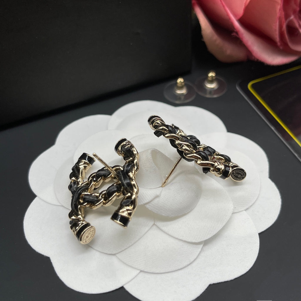 X1Z94C899E Popular Earrings