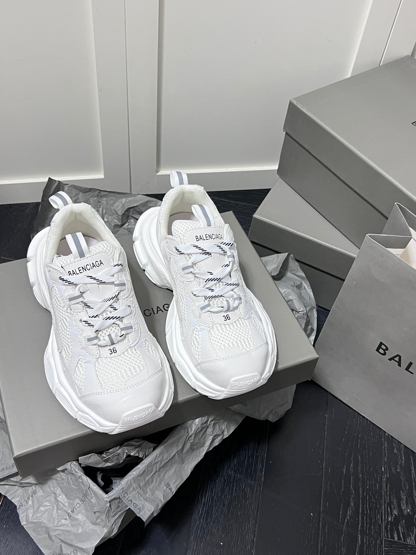 Z1Z54J116 Popular Casual shoes