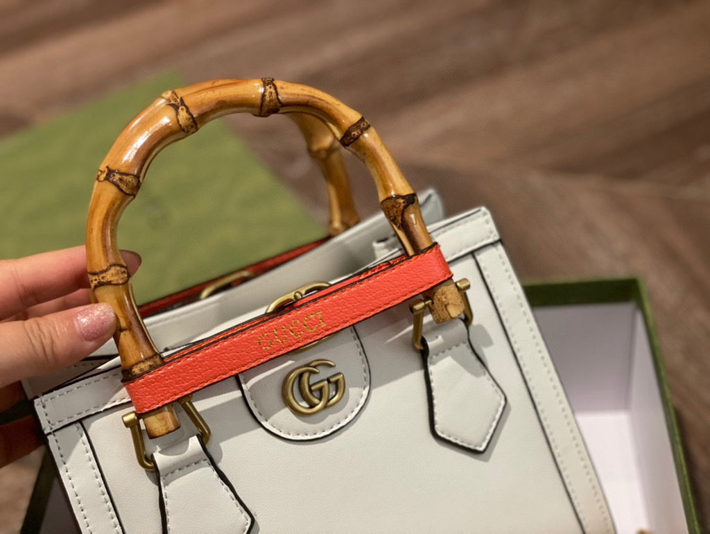 B1X93B118 Popular  leather bag 